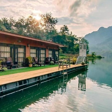 Nongkhiaw Ou River House מראה חיצוני תמונה